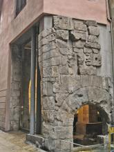 Puerta Decumana o Puerta del Mar